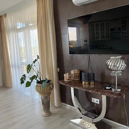 Apartment White *
